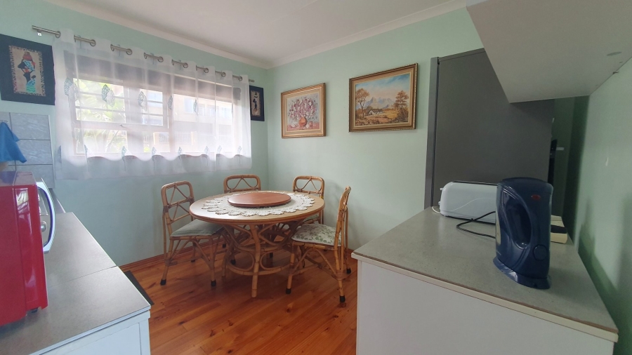 4 Bedroom Property for Sale in Dana Bay Western Cape